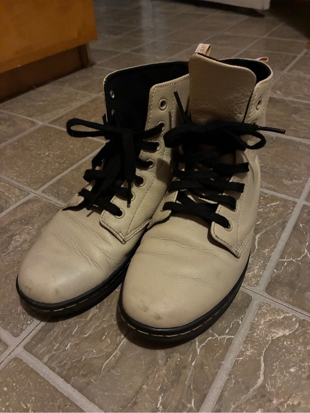 Womens Cream Lace-Up Dr Martens